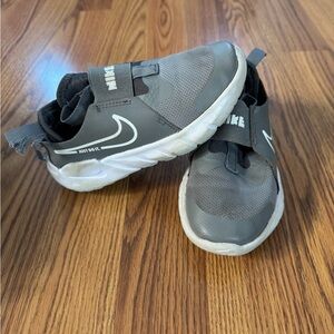 Nike Gray and White Slip-On Sneakers Casual Comfort